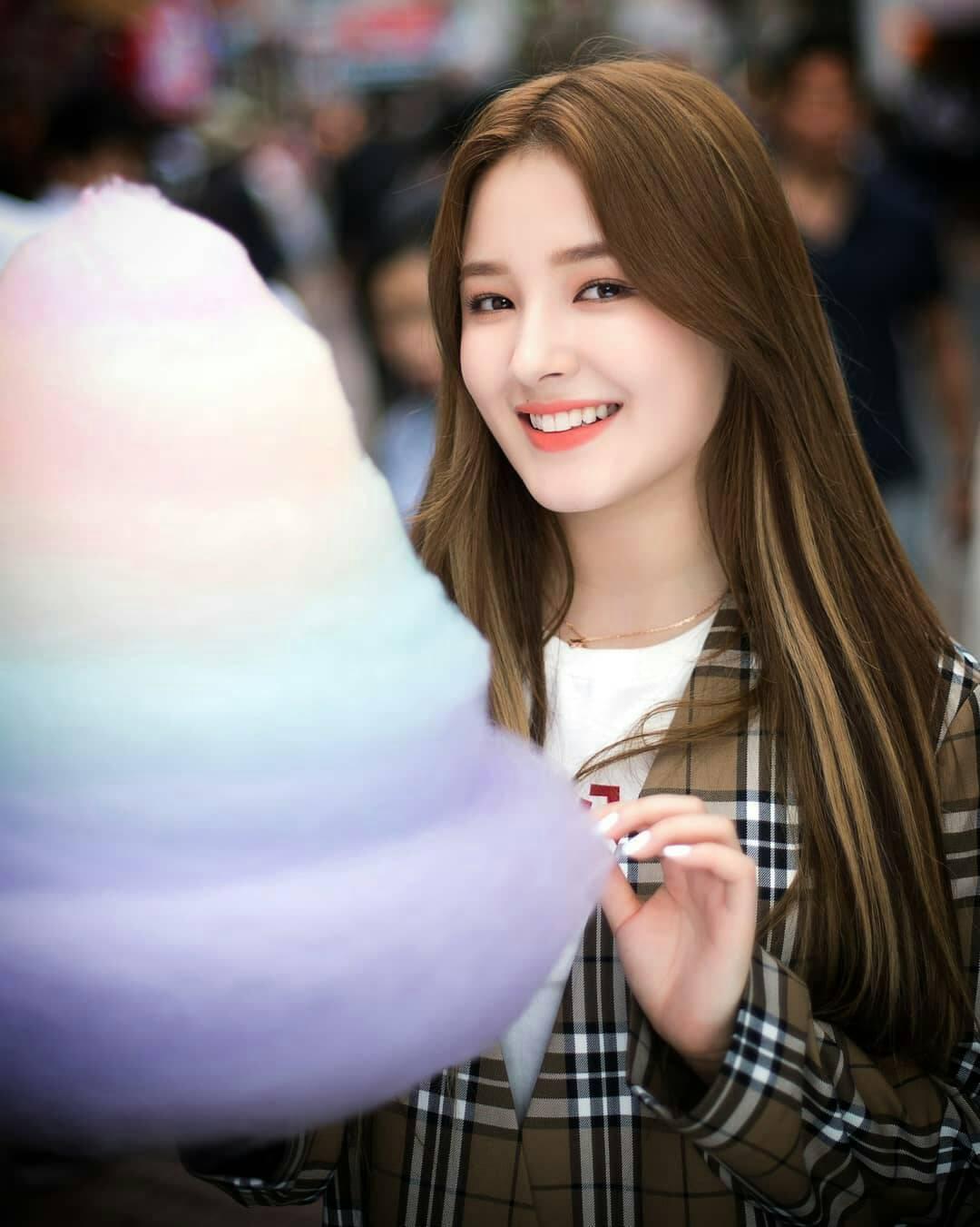 Gallery - Korean idol K-pop - NANCY MOMOLAND - P9