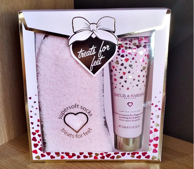 Northumberland Mam Baylis & Harding Valentine's Gifts.