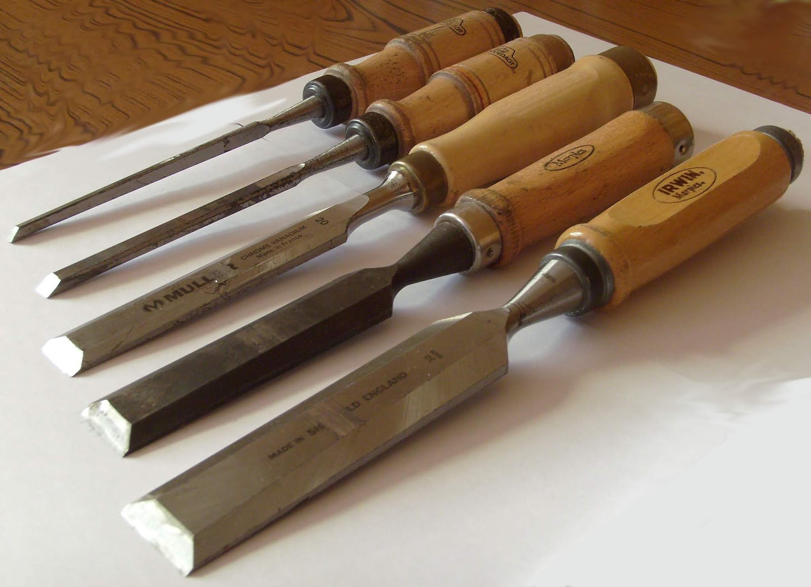 Les principaux outils dans le bois Natureza