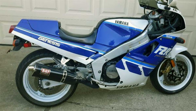 Yamaha FZ750 Custom Exhaust