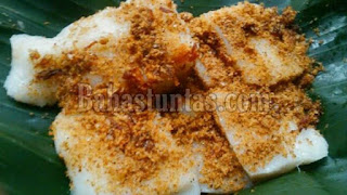 Kue ketan Timbul dari Banten