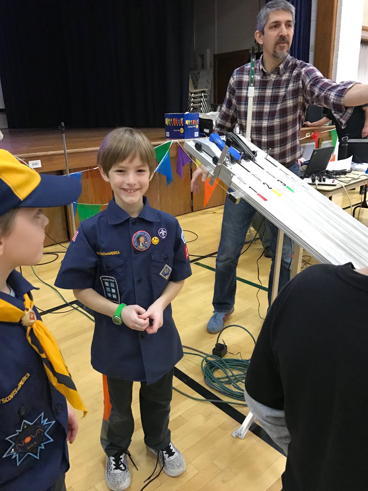 Good Knight Times: Cub Scout Pinewood Derby Race