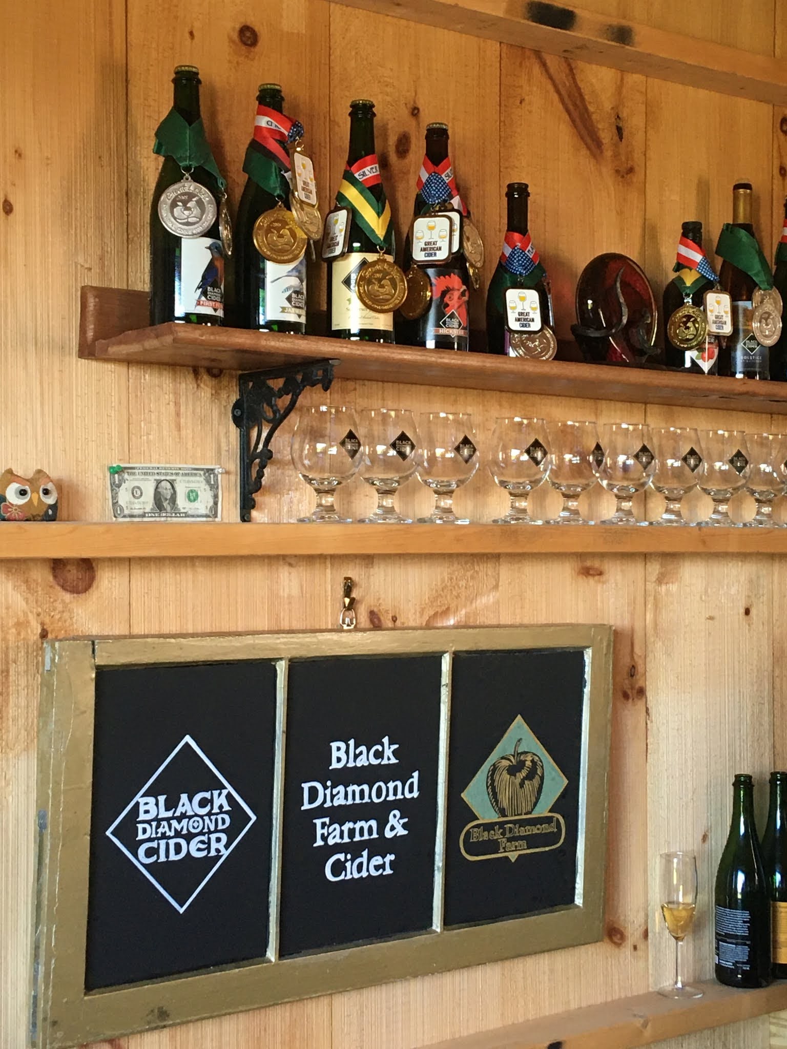 Along Came a Cider Cider Review Eden Cider's Peak Bloom and Black