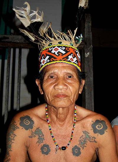 Arti dan Makna Tattoo Dayak Kalimantan Gambar Seni Tattoo