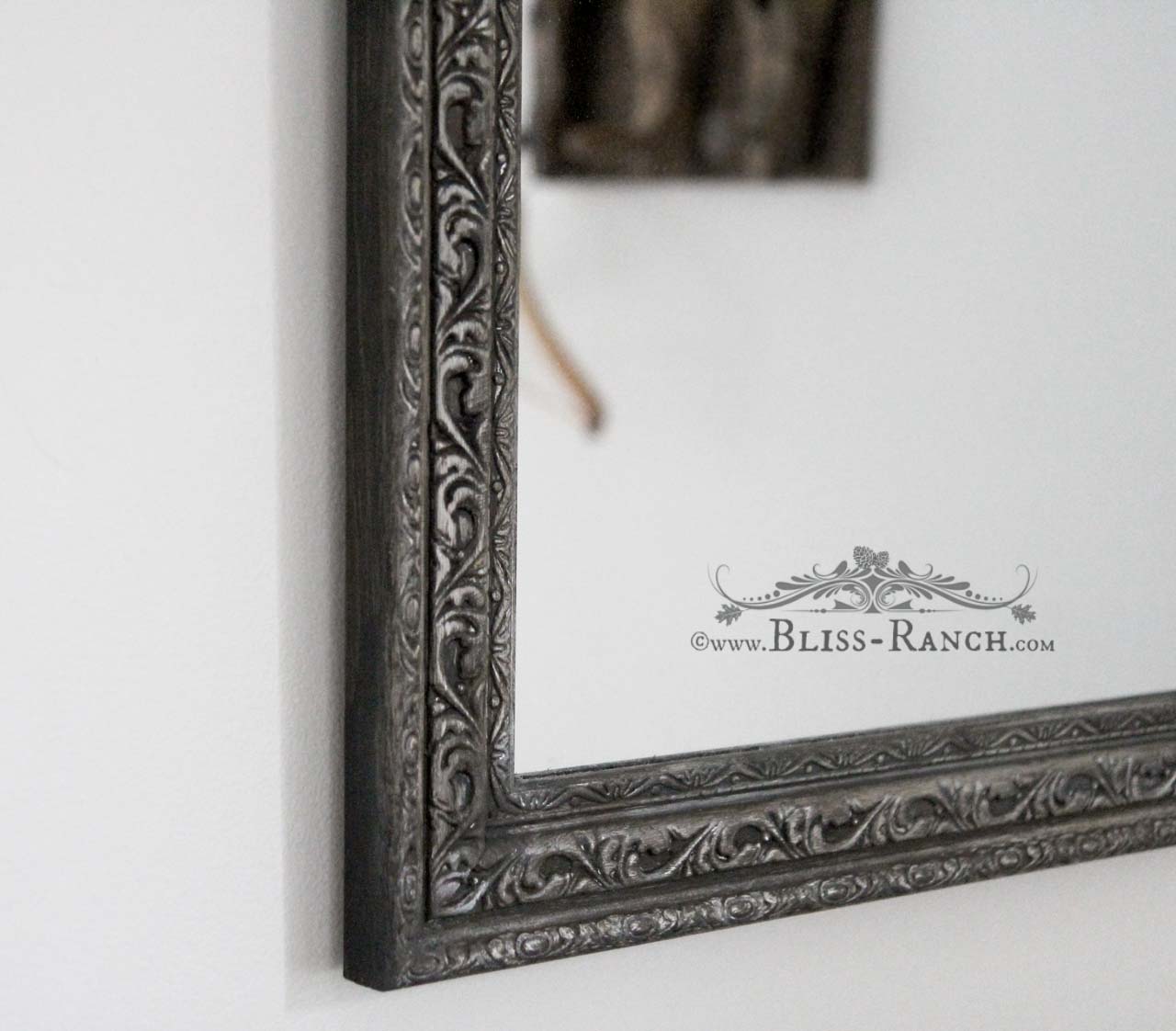Home Project // Thrift Store Mirror to Chalkboard Calendar