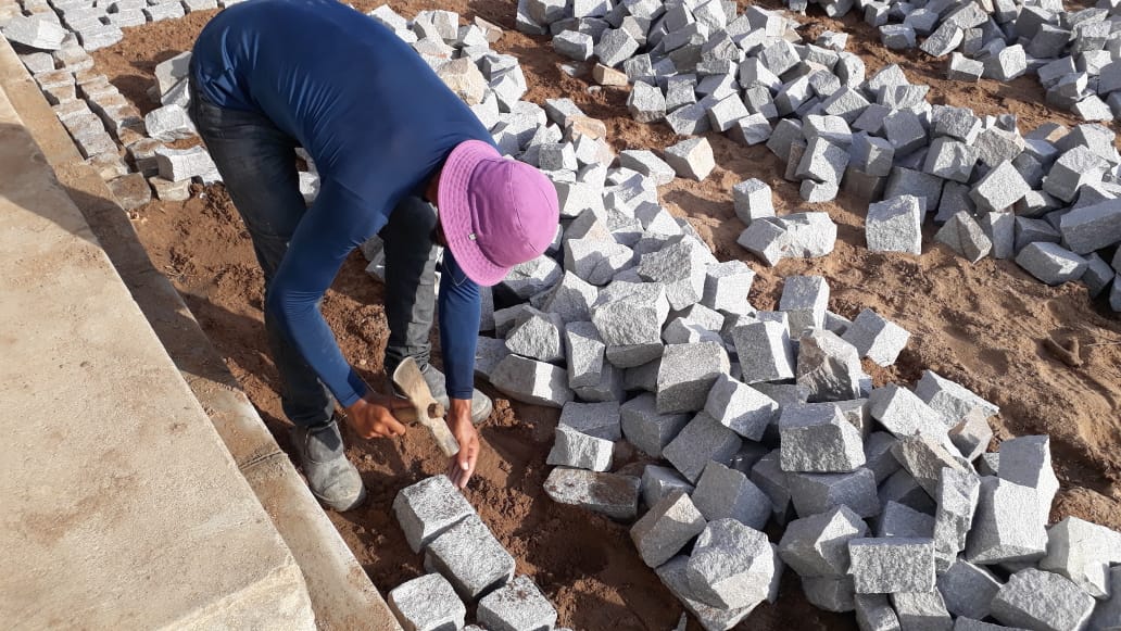 Imprensa Oficial Pavimentação da Rua Madre Tereza de Calcutá está quase concluída Imprensa Oficial Pavimentação da Rua Madre Tereza de Calcutá está quase concluída