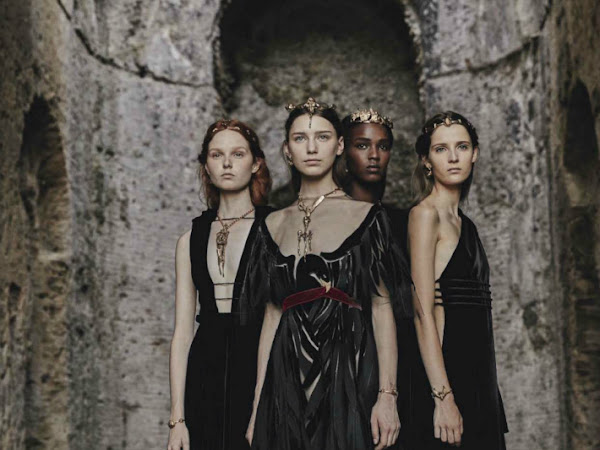 Paris Couture Week Fall 2015 // Valentino