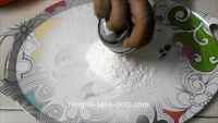 rangoli-powder-making-1c.jpg