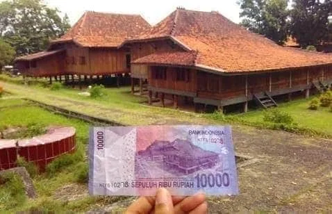 Rumah Limas pada cetakan uang pecahan 10 ribu rupiah menyimpan sejarah bagi Rakyat Indonesia dan Para Bani 'Alawy Dzurriyat Mulia BAGINDA ROSUL SHOLALLAAHU 'ALAYHI WASALLAM.
