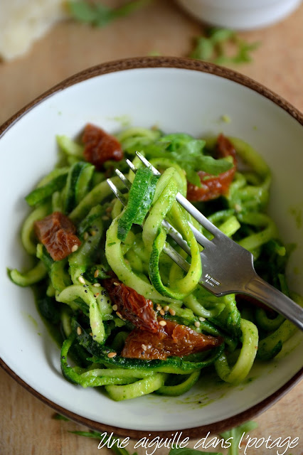 Tagliatelles de courgettes au pesto de roquette