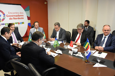 Governadores do Nordeste dialogam sobre Reforma da Previdência em Brasília Governadores do Nordeste dialogam sobre Reforma da Previdência em Brasília