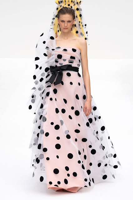 Runway Pretty: CAROLINA HERRERA