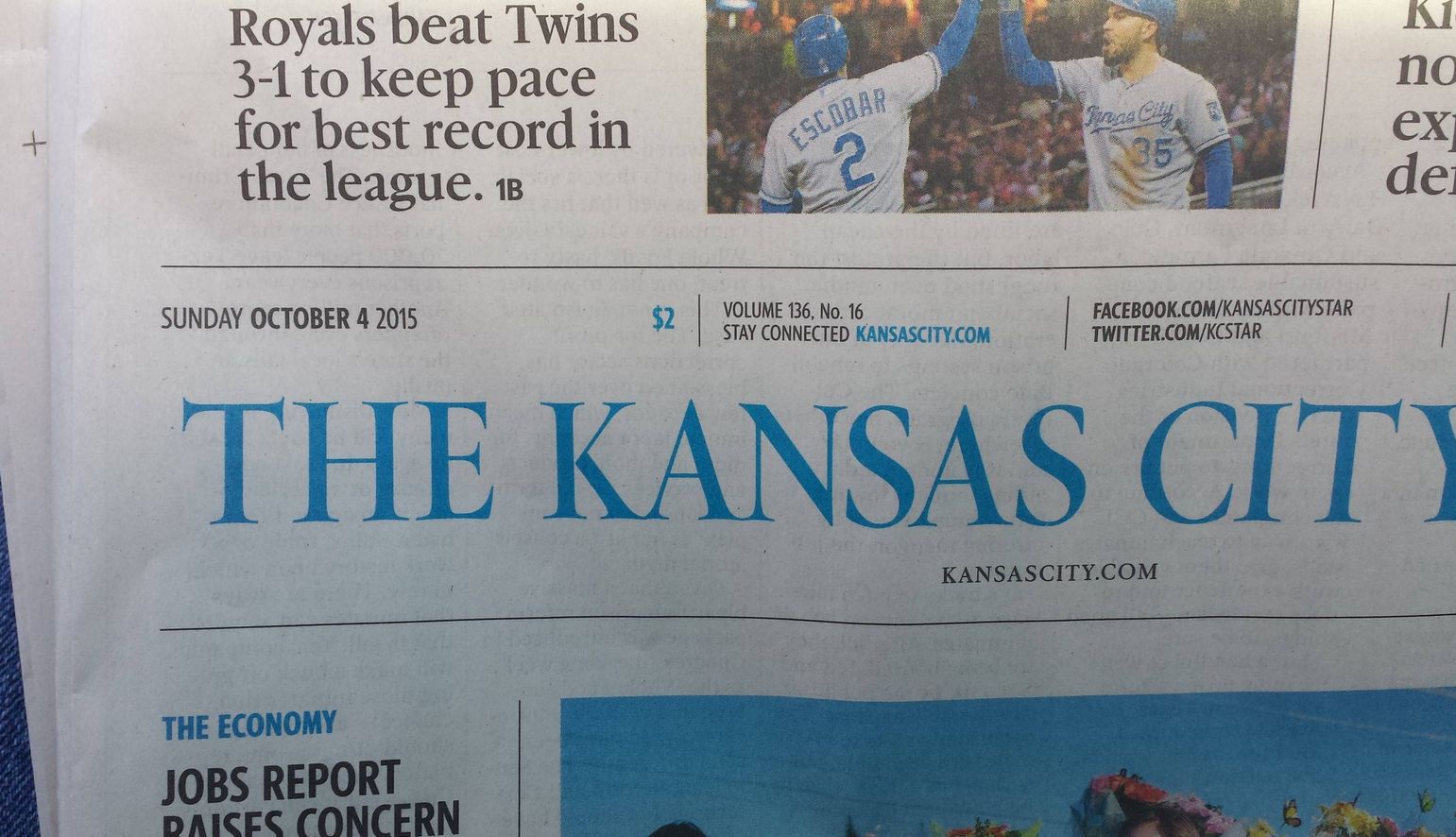 MUST READ!!! KANSAS CITY STAR SATURDAY EDITION SLOWLY DISAPPEARING!!!
