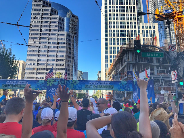 Bay to Breakers start line