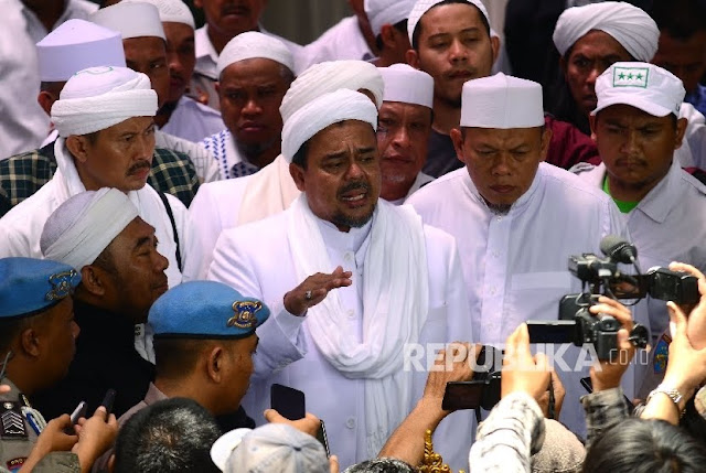 Inilah Pernyataan Habib Rizieq tentang Hukuman Buat Ahok yang Bikin Geger Inilah Pernyataan Habib Rizieq tentang Hukuman Buat Ahok yang Bikin Geger