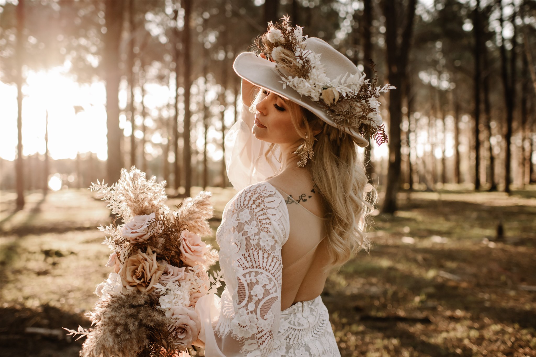 on the aisle blog - bohemian bridal shoot perth sandie bertrand photography earthy bridal bouquet boho bridal gowns styling florals luxe bohemian vibes