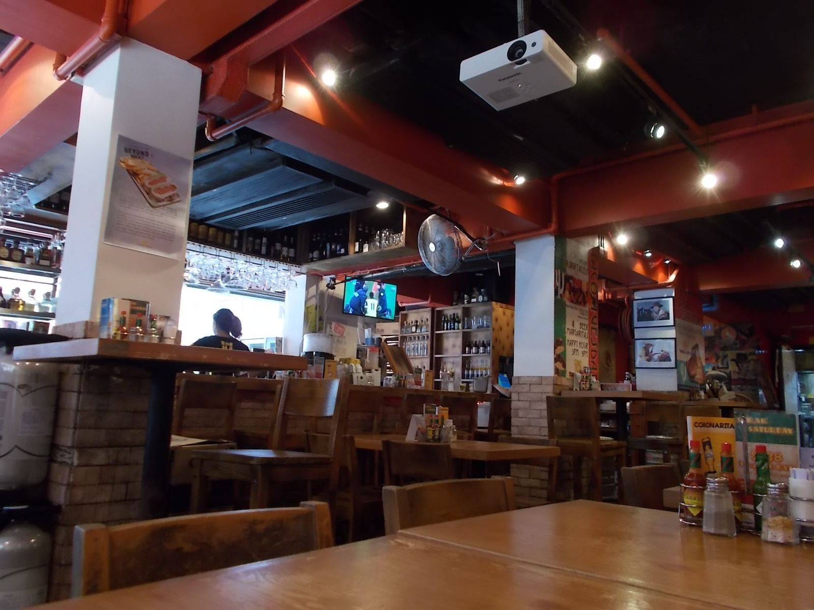 BOBBA CAPS DOXOLOGY JUL 31, 19 .. HONG KONG RESTAURANTS .. TEQUILA JACK'S