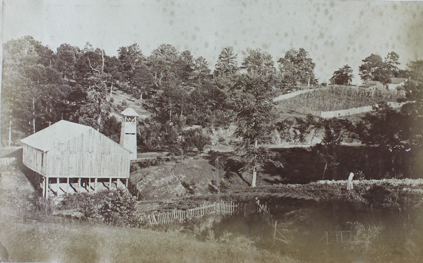 Samford Library News: A Look Back: Oxford's photographs of Marion, Alabama