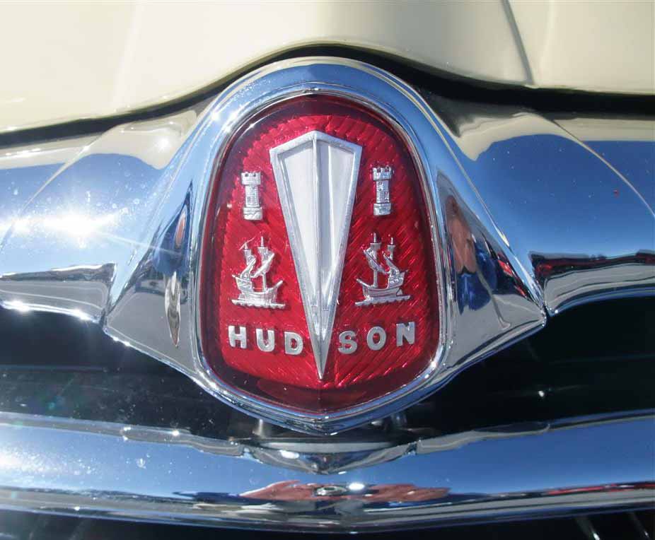 American Auto Emblems HUDSON