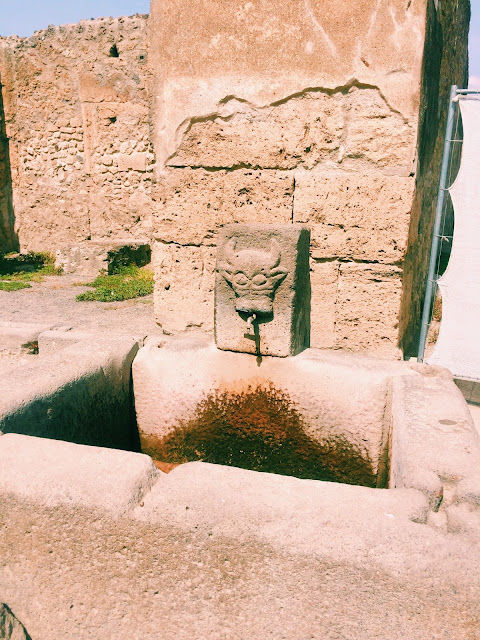 Pompeii-Water-Fountains
