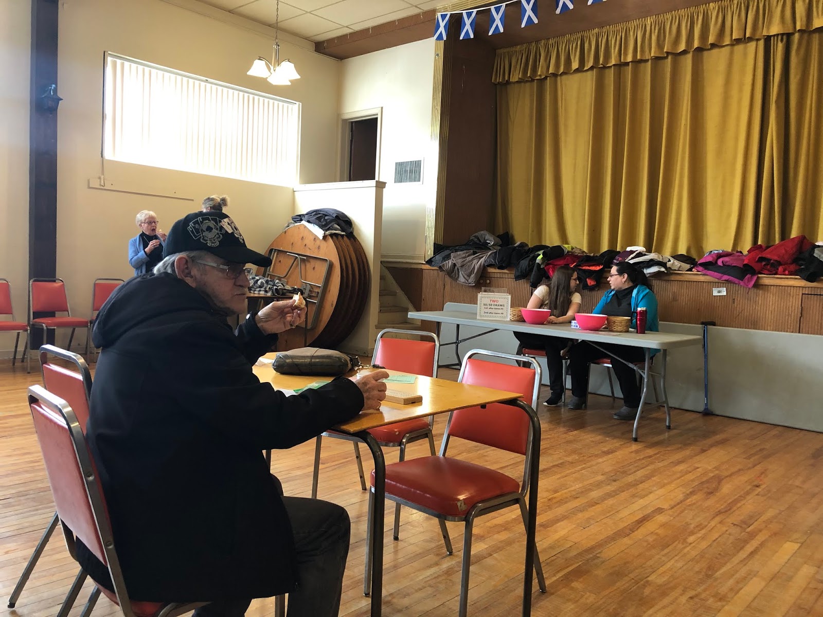 Teena in Toronto Open Cribbage Tournament, Royal Canadian Legion