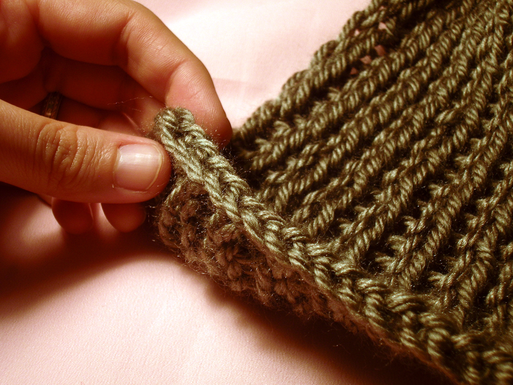 Gatuxedo A Blog About Stitching Infinity Scarf with Knitting Loom
