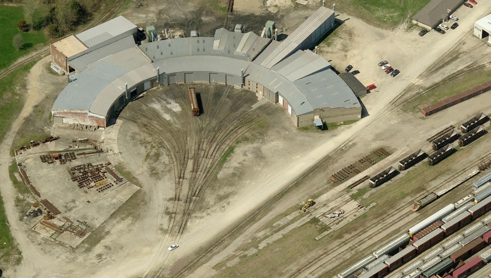 Towns and Nature Oelwein, IA CGW Roundhouse and Railyard