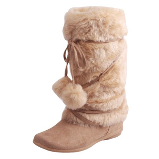 Ceriwholesale Blog: Faux Fur Trim Boots Are In!