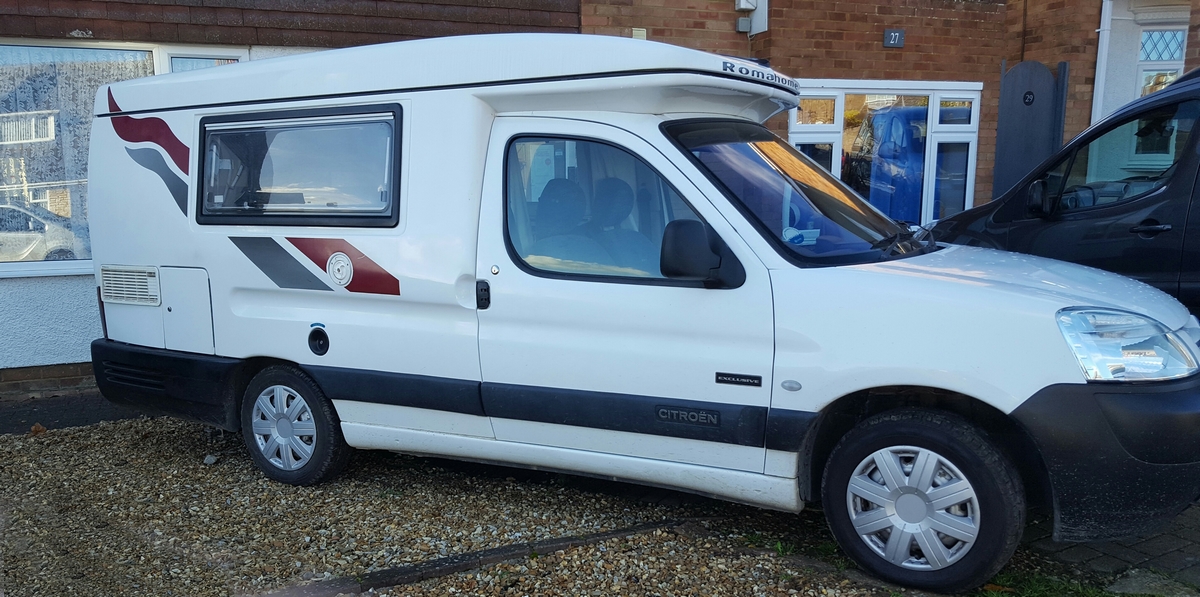 Watching the Wheels: The Romahome's return.