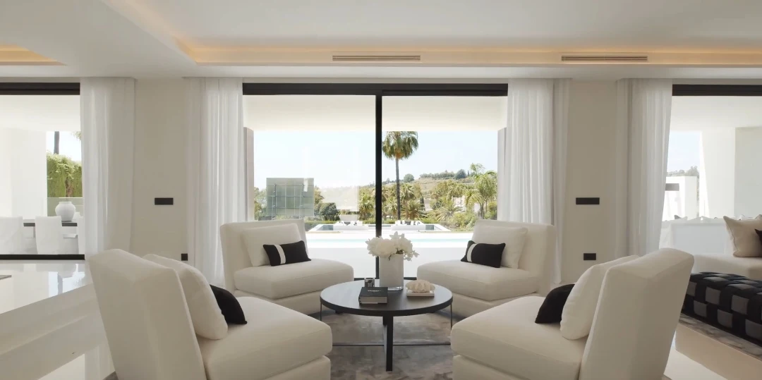 26 Interior Design Photos vs. Contemporary Luxury Villa In Nueva Andalucia, Marbella Tour