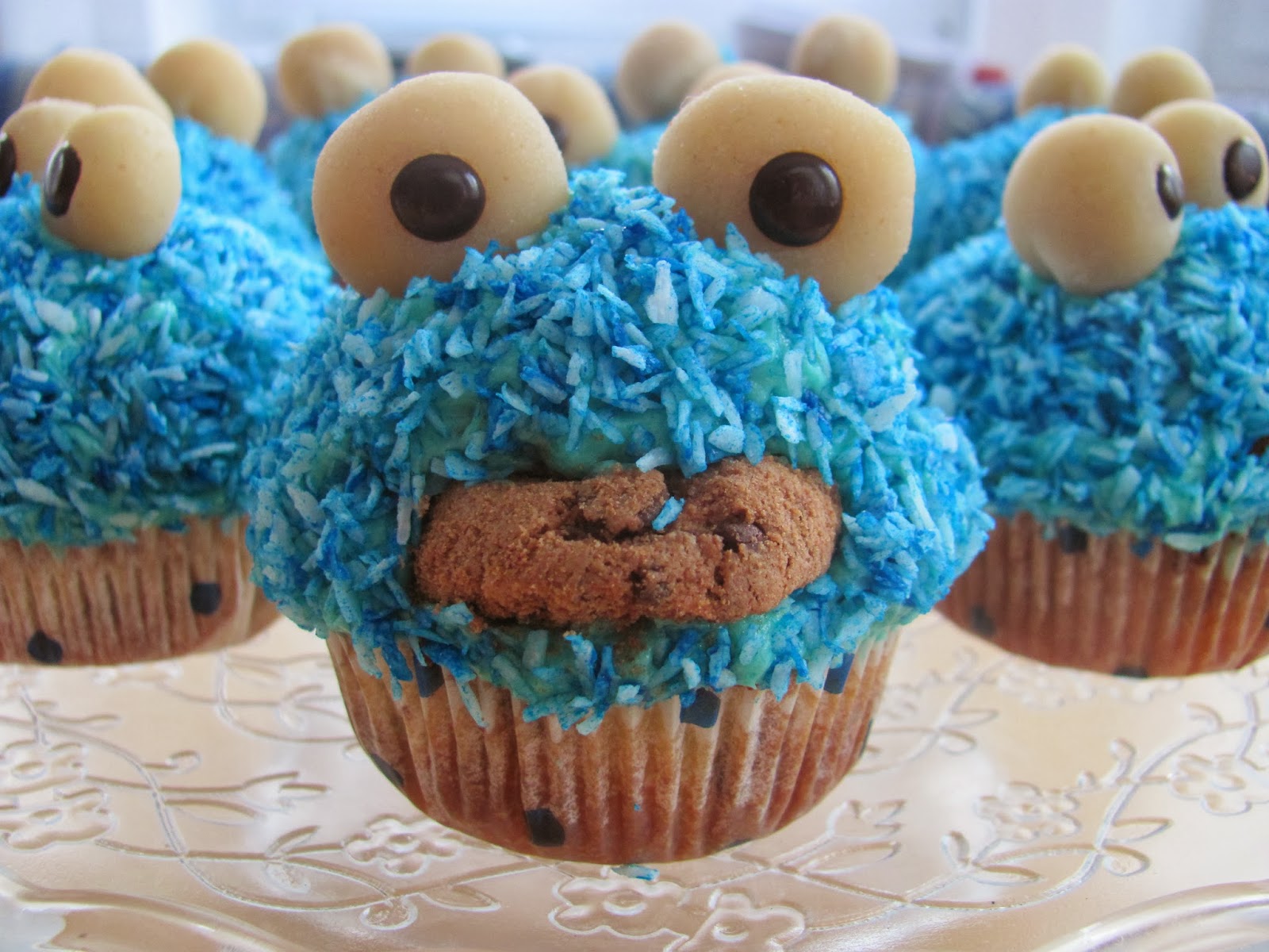Vickylicious: Krümelmonster-Cupcakes