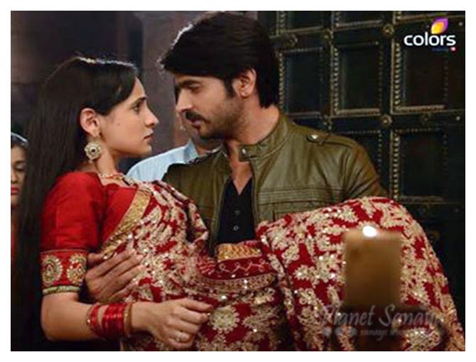 rangrasiya 22nd april 2014 written episode