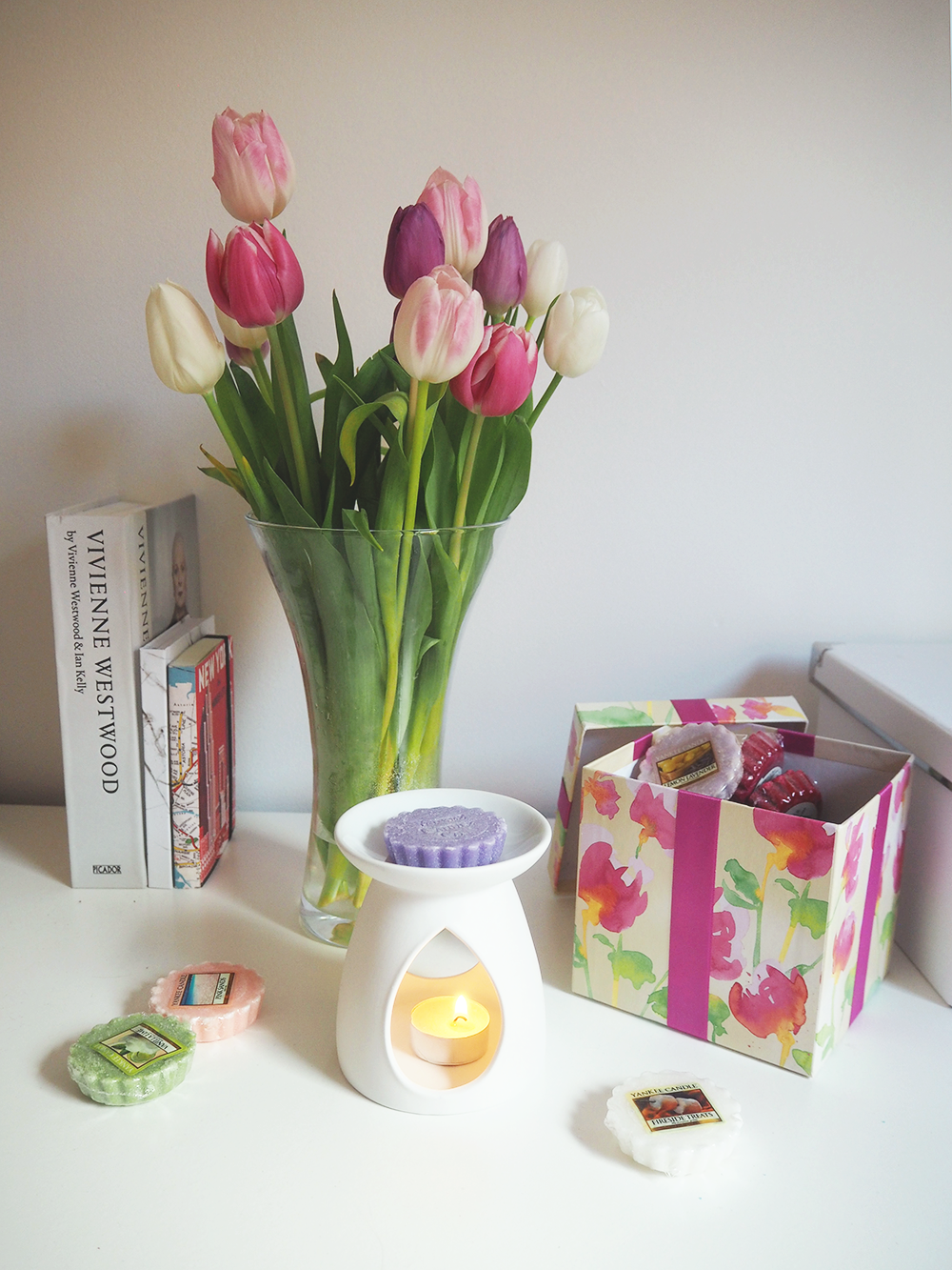 YANKEE CANDLE WAX MELTS & WARMER VIPXO