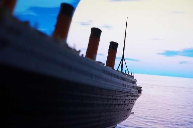 سبب وجود السفينة تيتانيك في المحيط حتى الآن؟