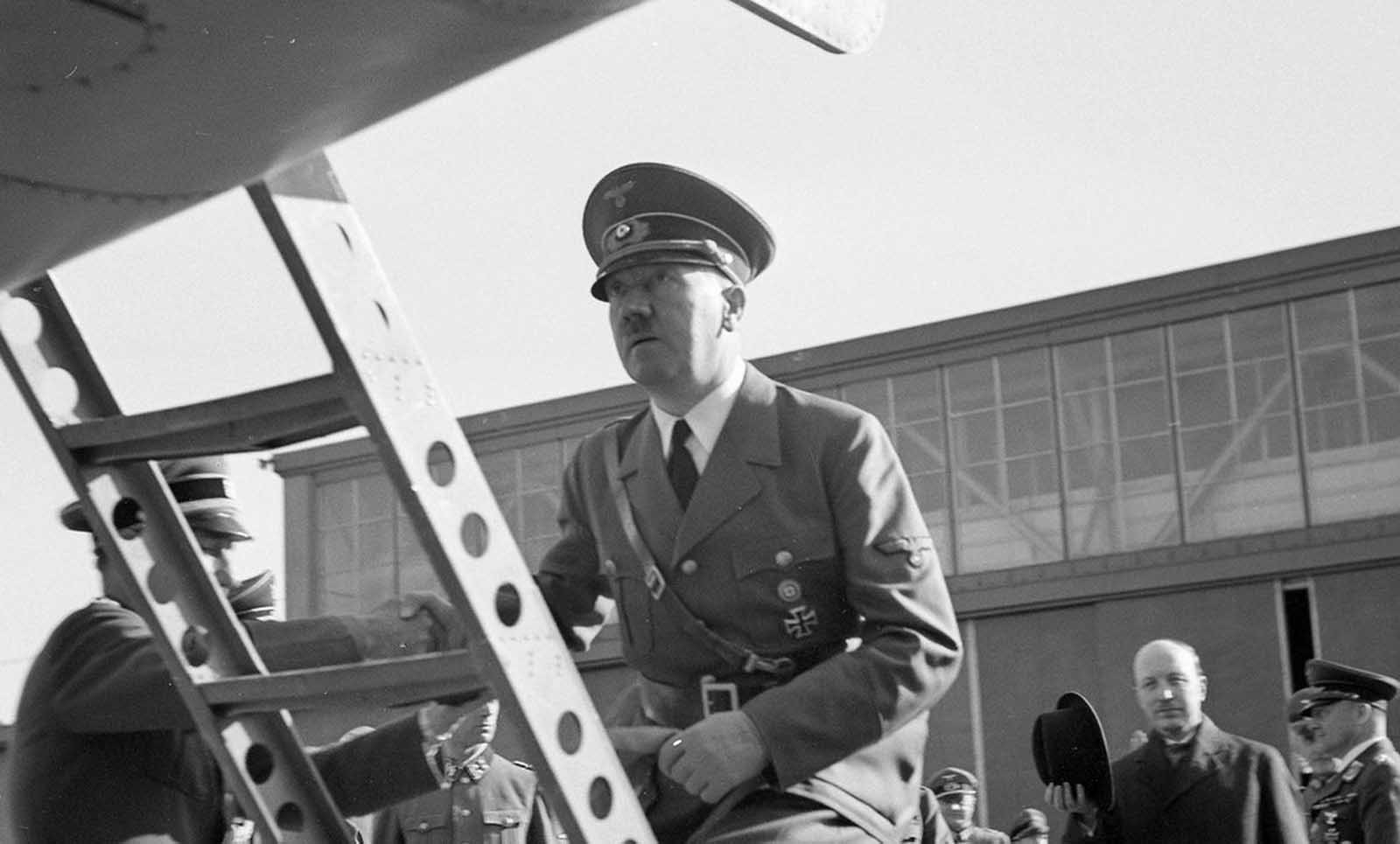 Hitler's visit to Finland. Adolf Hitler, leader of Nazi Germany, made a brief visit to Finland in June of 1942. 