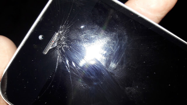 Apa yang terjadi setelah layar Iphone 5 garanti platinum kajatuhan kunci 
