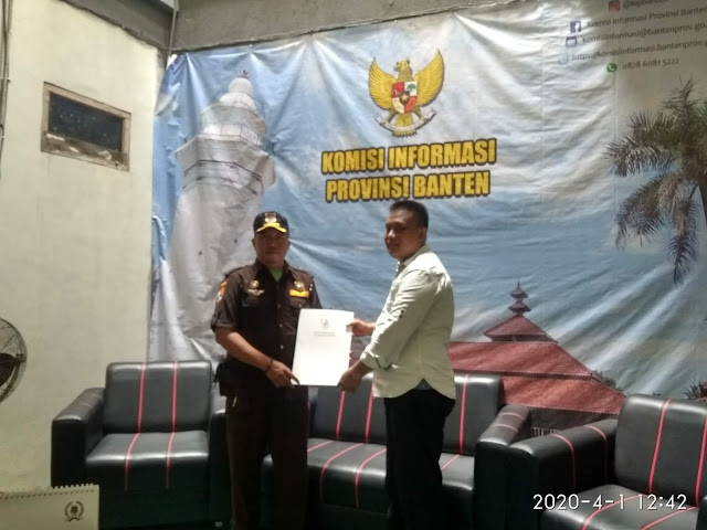 Mengungkap Fakta dibalik Data,LP - KPK Komcab Kabupaten Tangerang Ajukan Sengketa Data Ke Kantor Informasi Publik Banten