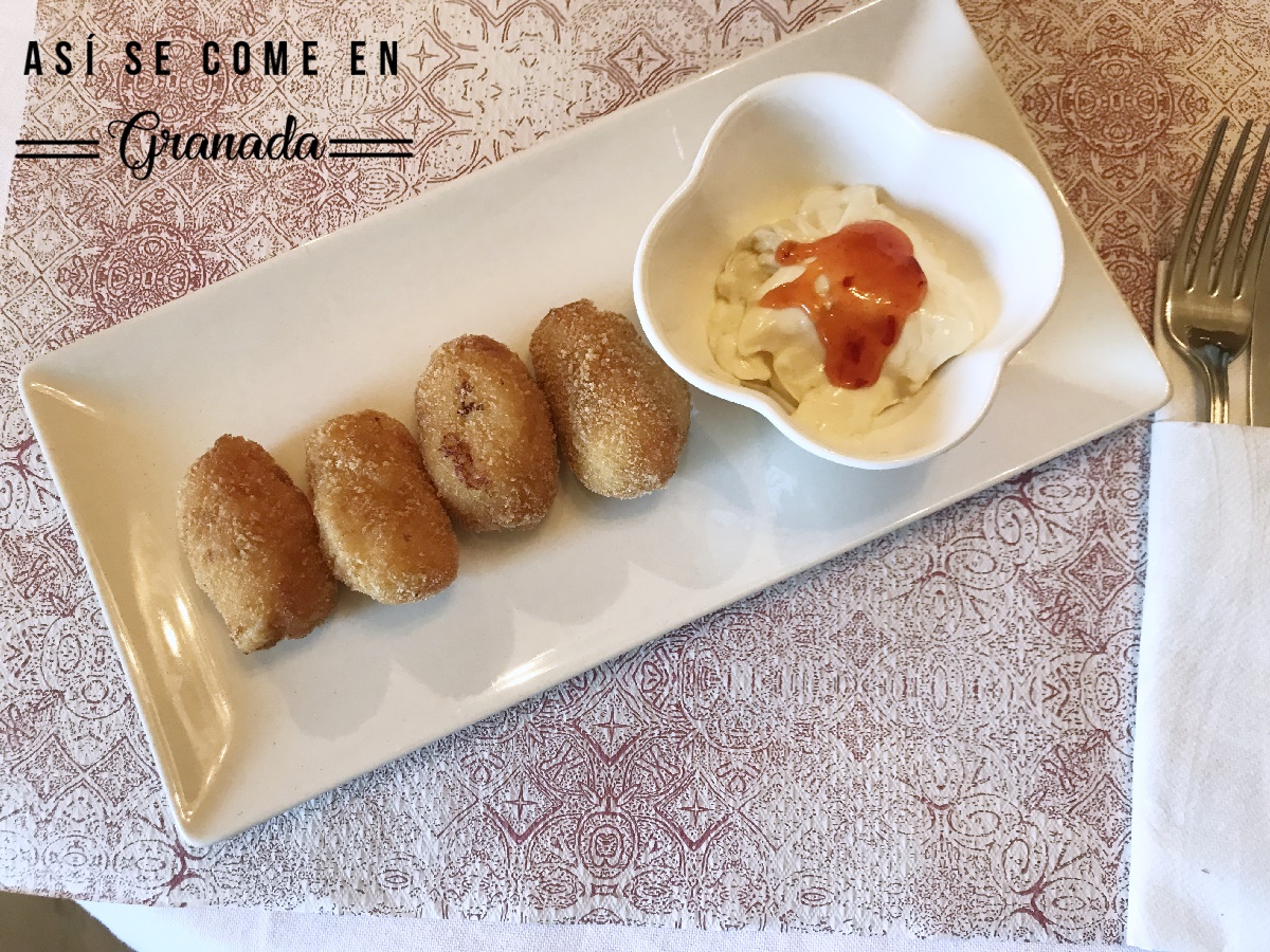 Así se come en Granada. Croquetas y Albondigas