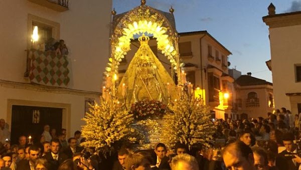 Suspenden todas las procesiones de la Virgen de la Sierra de Cabra, incluida la bajada desde el Santuario Suspenden todas las procesiones de la Virgen de la Sierra de Cabra, incluida la bajada desde el Santuario