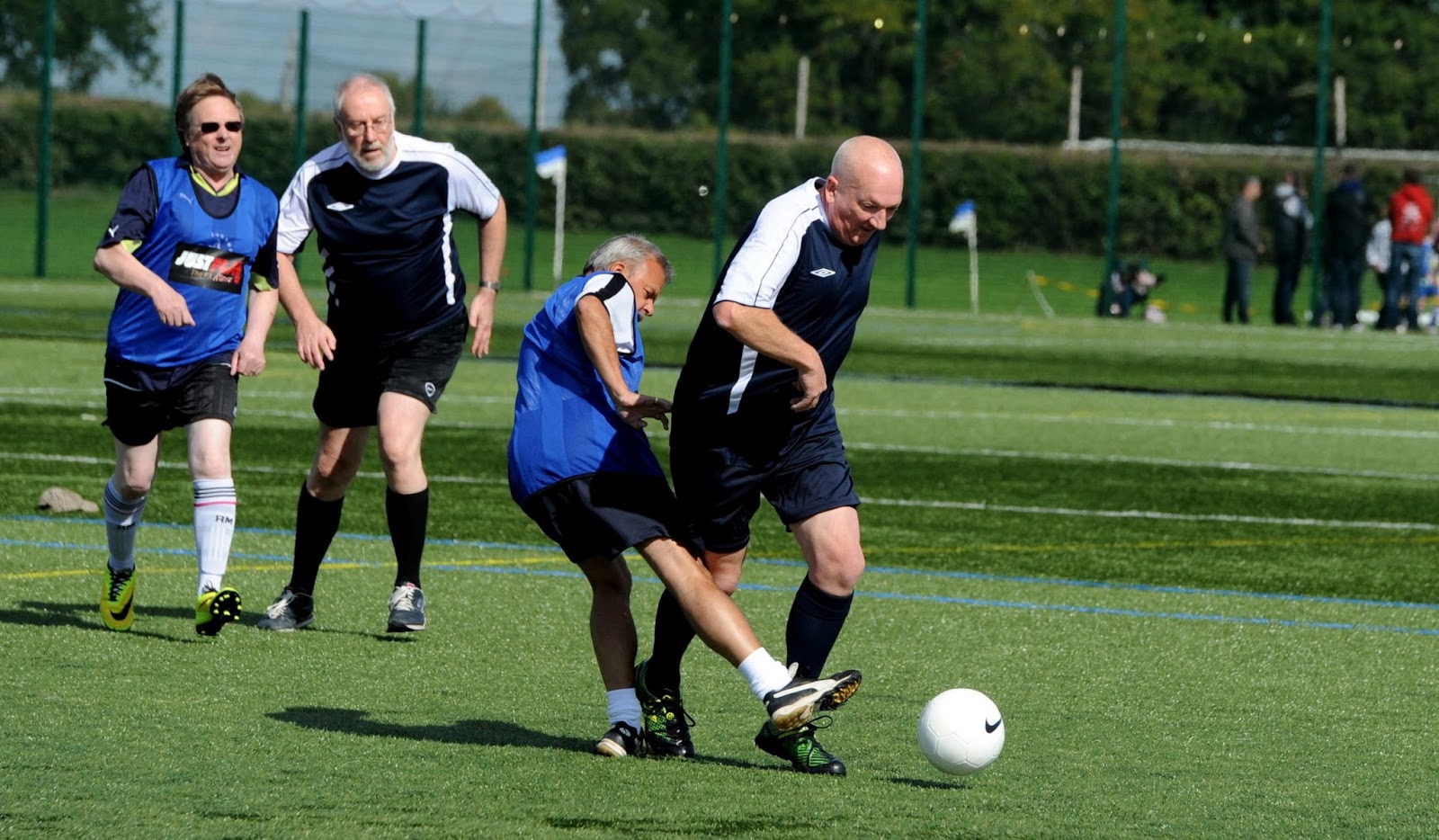 GBOOMER Walking football