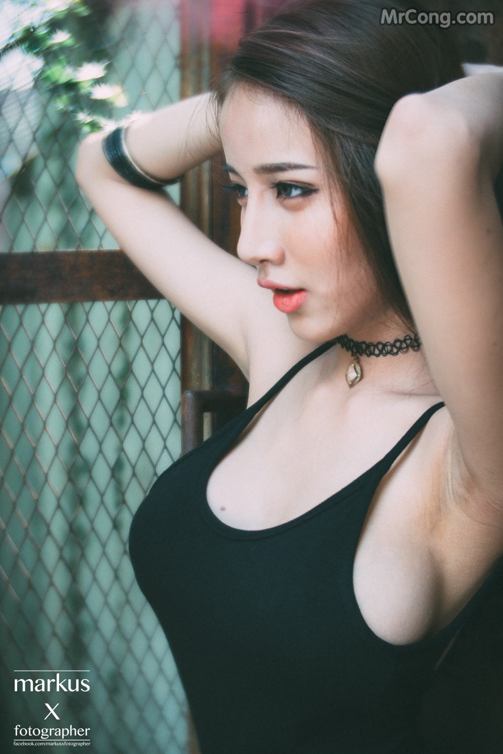 Beautiful Pichana Yoosuk shows off her figure in a black swimsuit (19 photos)