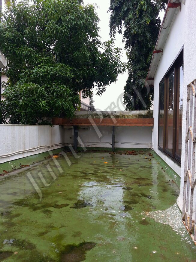 ( ͡° ͜ʖ ͡°) Direct Sale Huge JUHU Bungalow Nr. Juhu Beach