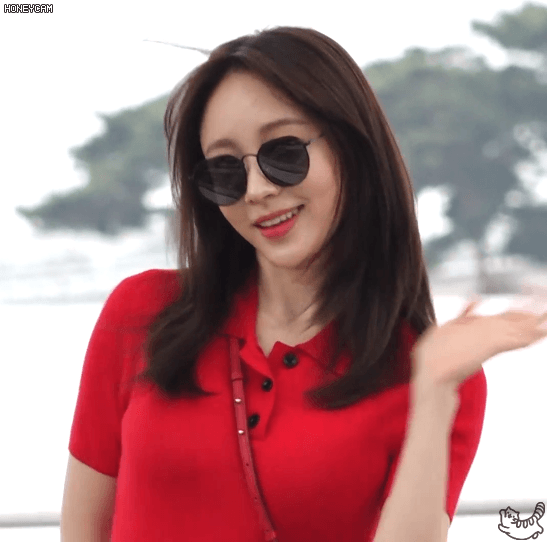 빨간 원피스 한희연 하니