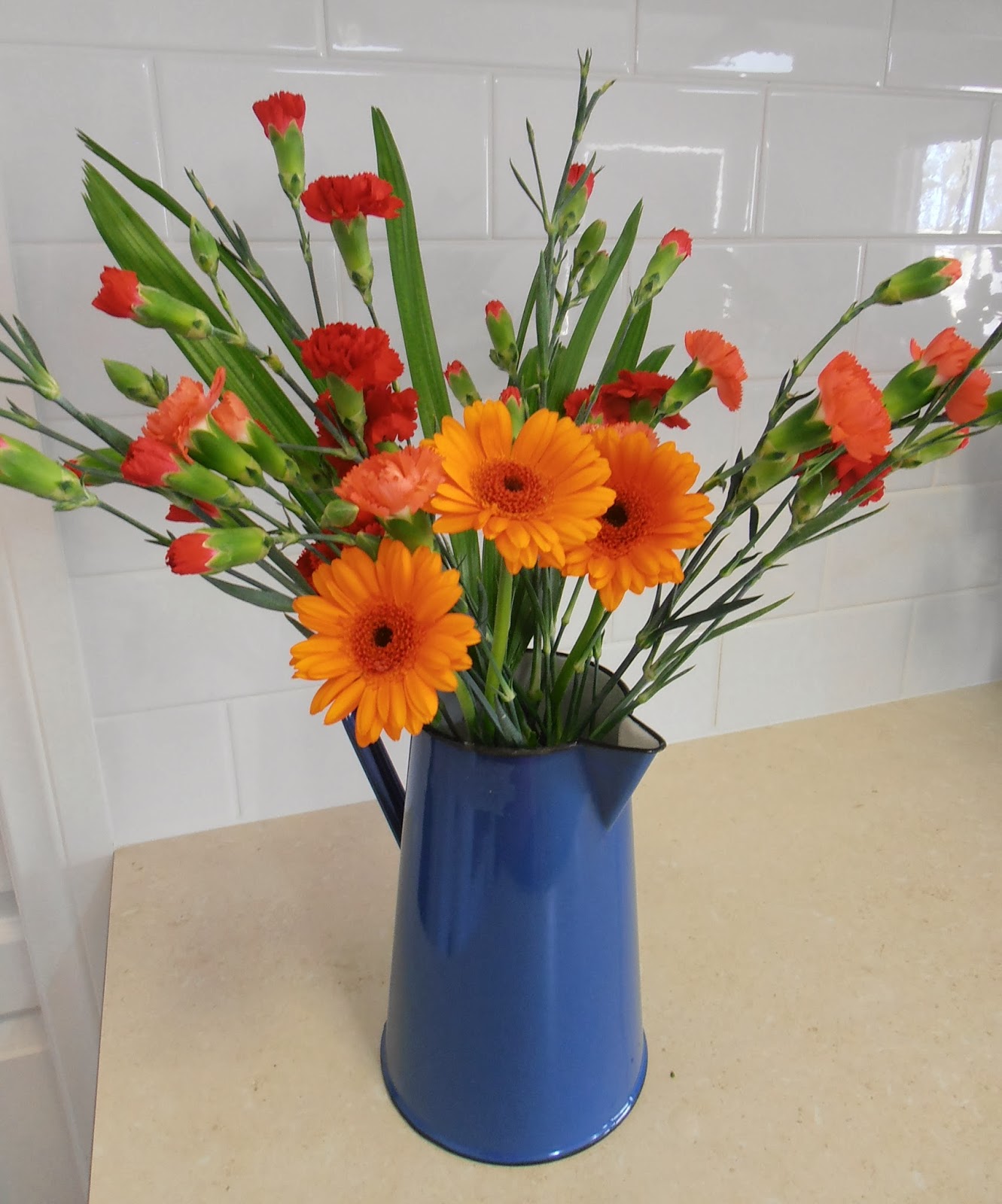 Coventry Lane Design Australia Day Table & DIY Flower Arrangement