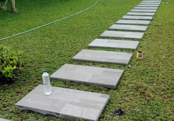 Desain Jenis Batu Alam Andesit Untuk Lantai Terbaru | Aneka Jenis Batu Alam