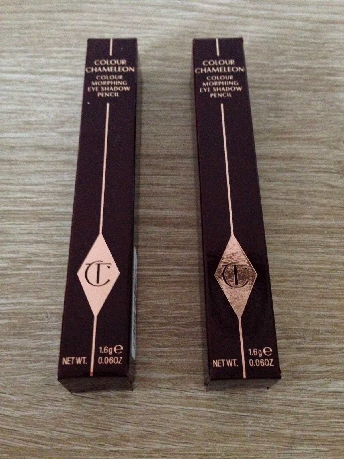 Charlotte Tilbury Colour Chameleon Eyeshadow Pencils | Mammaful Zo