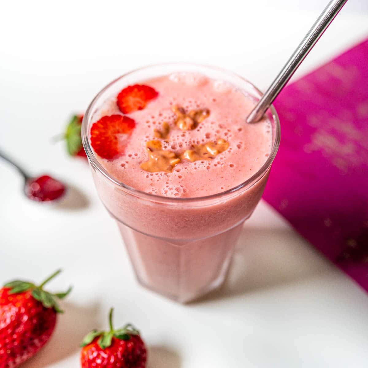 Best 7 Homemade Protein Shake for Weight Loss Peanut Butter and Jelly Protein Smoothie