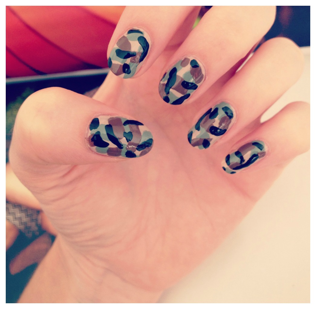 Camouflage Nails . Cute Press on Nails. Coffin Nails. Custom Designs. Nails.  Green Nails Press on Nails. Camo Nails - Etsy
