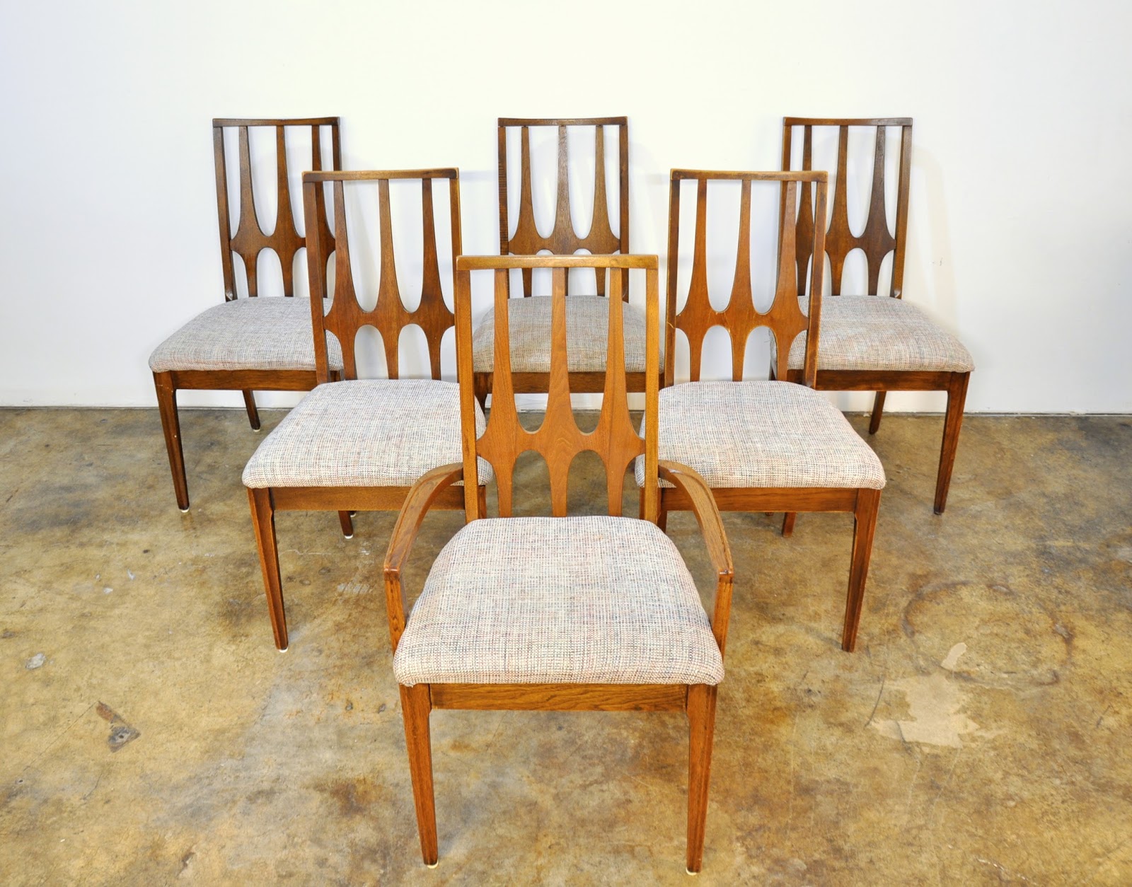 SELECT MODERN Set of Six Broyhill Brasilia Dining Chairs
