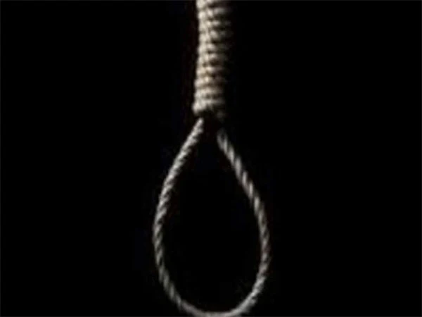 Kerala, News, Suicide, Hang Self, Crime, Baby, Killed, Mother, Kochi, Road, Kottarakkara, Police, After killing four-month-old baby, mother committed suicide